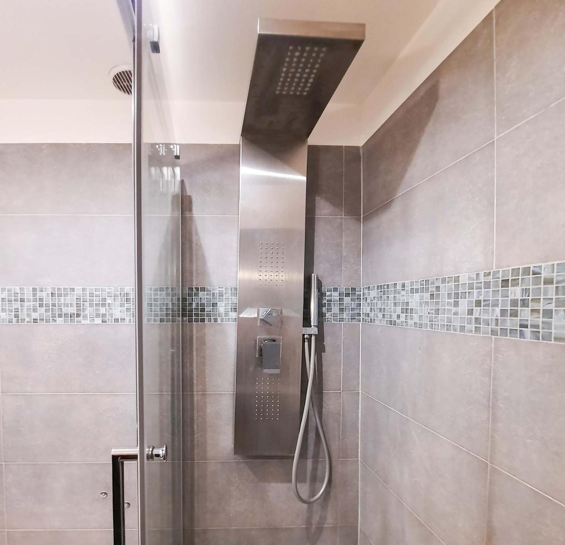Colosseum Cosy Apartment Close To Metro Roma Dış mekan fotoğraf